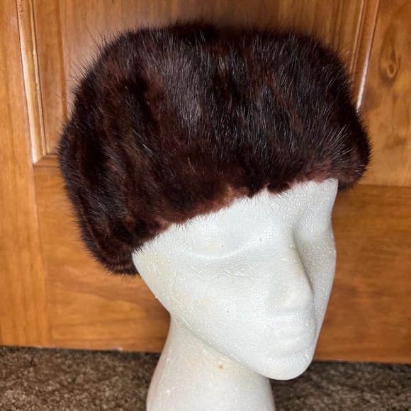Vintage 1950\'s Fur beret by Mr Henri